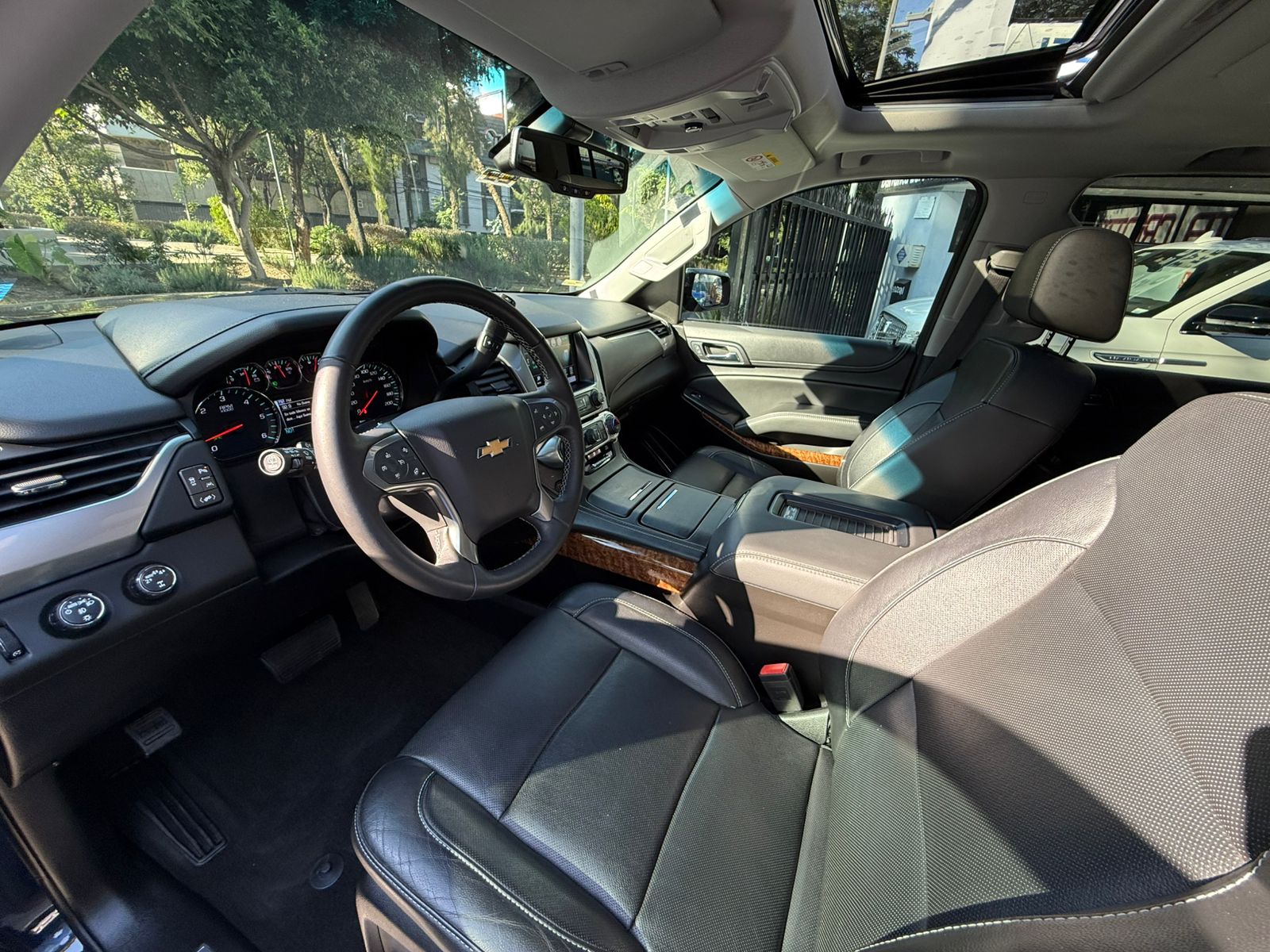 Chevrolet Suburban Premier 2018