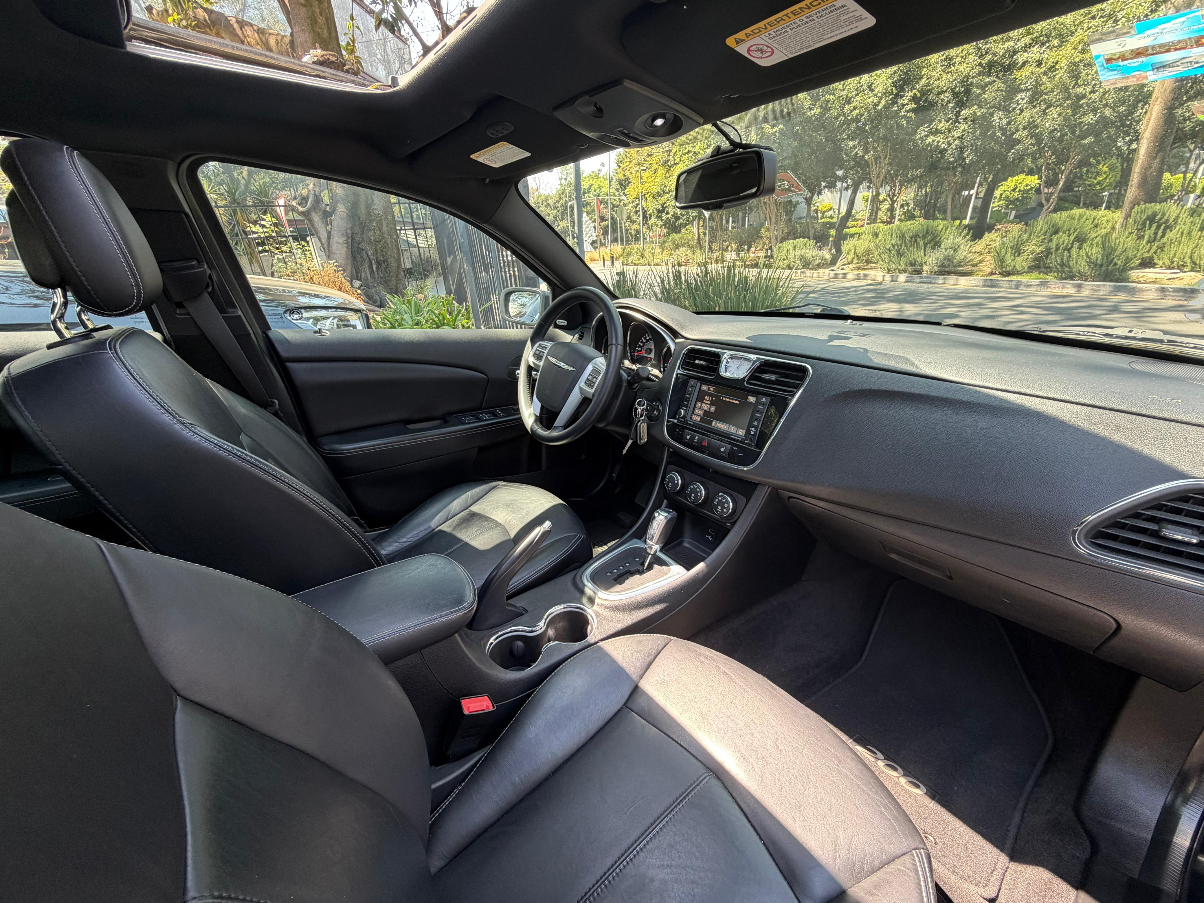 Chrysler 200 Limited 2014