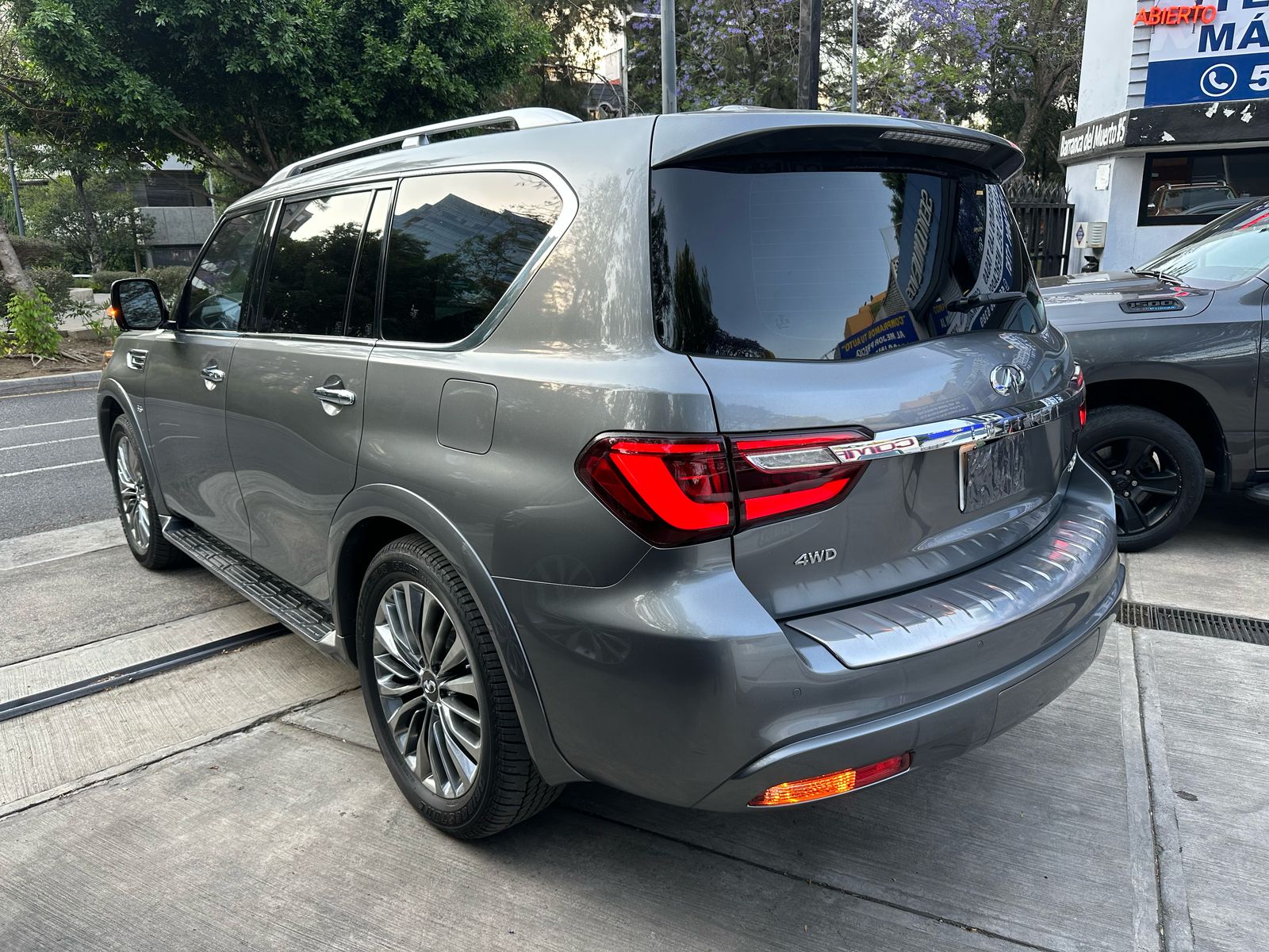 Infiniti QX80 Perfection 2020